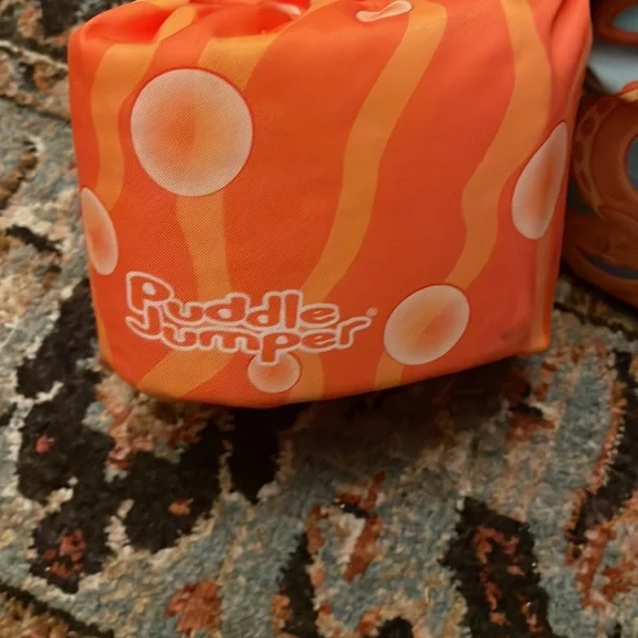 Puddle Jumper - Picture 3 of 6